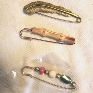 🍩3/$12 Set of 3 pins: beaded, bamboo,  and feather